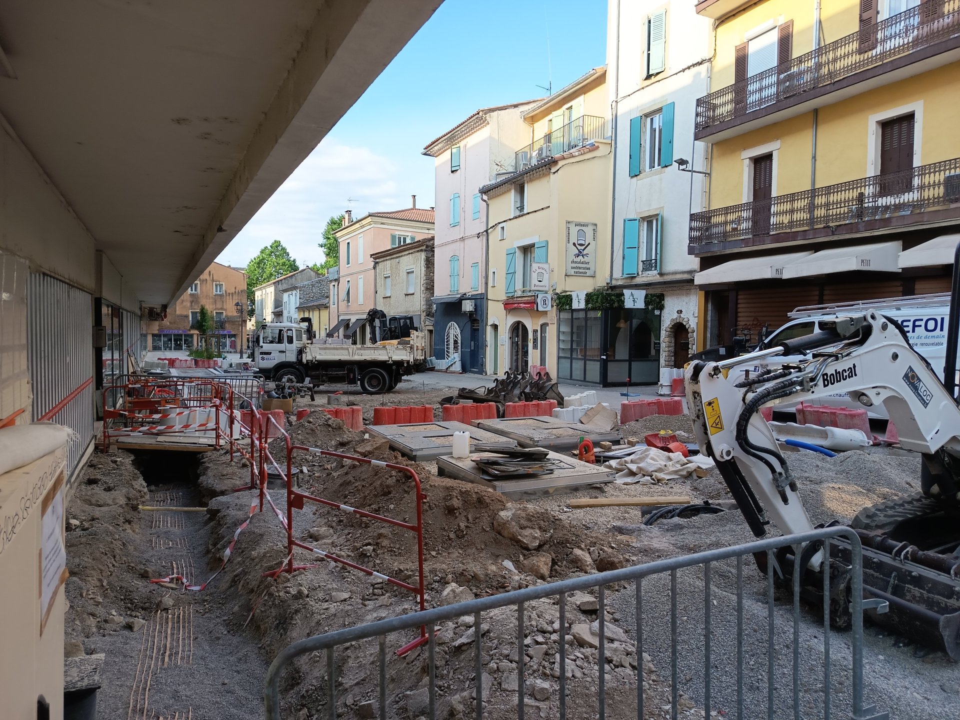 Le centre ville d'alès !
Ça va être tellement mieux sans les arbres