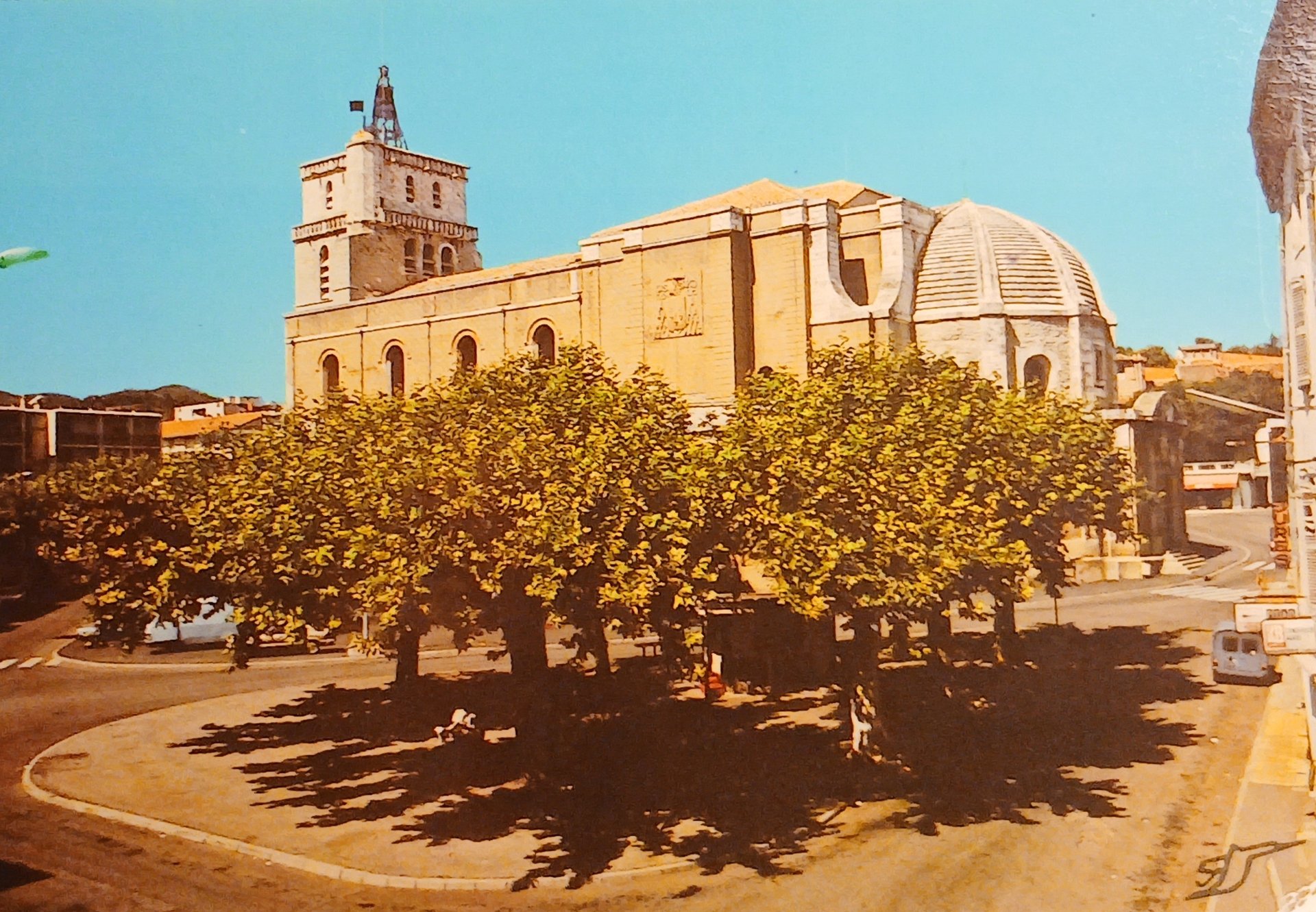 CPA semi-moderne
Carte postale ancienne la cathédrale St jean - XVIIIième
Alès Gard