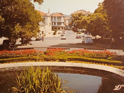 Alès les jardins du Bosquet
Carte postale semi-moderne.
Alès - GARD