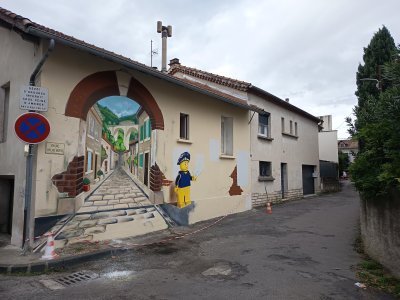 Fresque en cours de réalisation, invasion de légos à Alès.